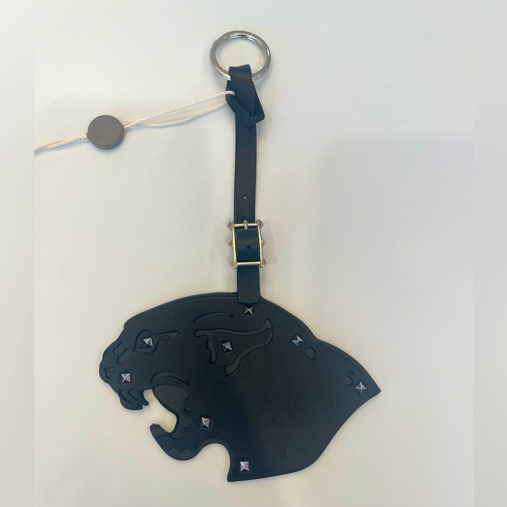 🌹SOLD🌹Valentino Panther Leather Bag Charm in Black